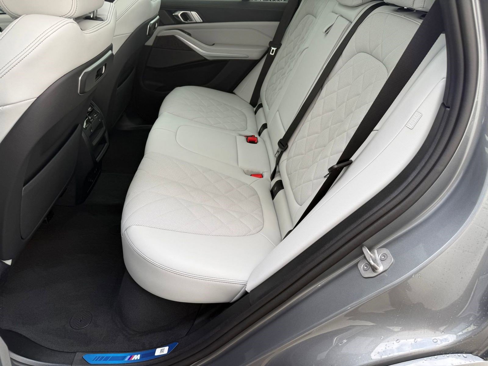 New 2026 BMW X5 xDrive40i w/ M Sport Package image 13