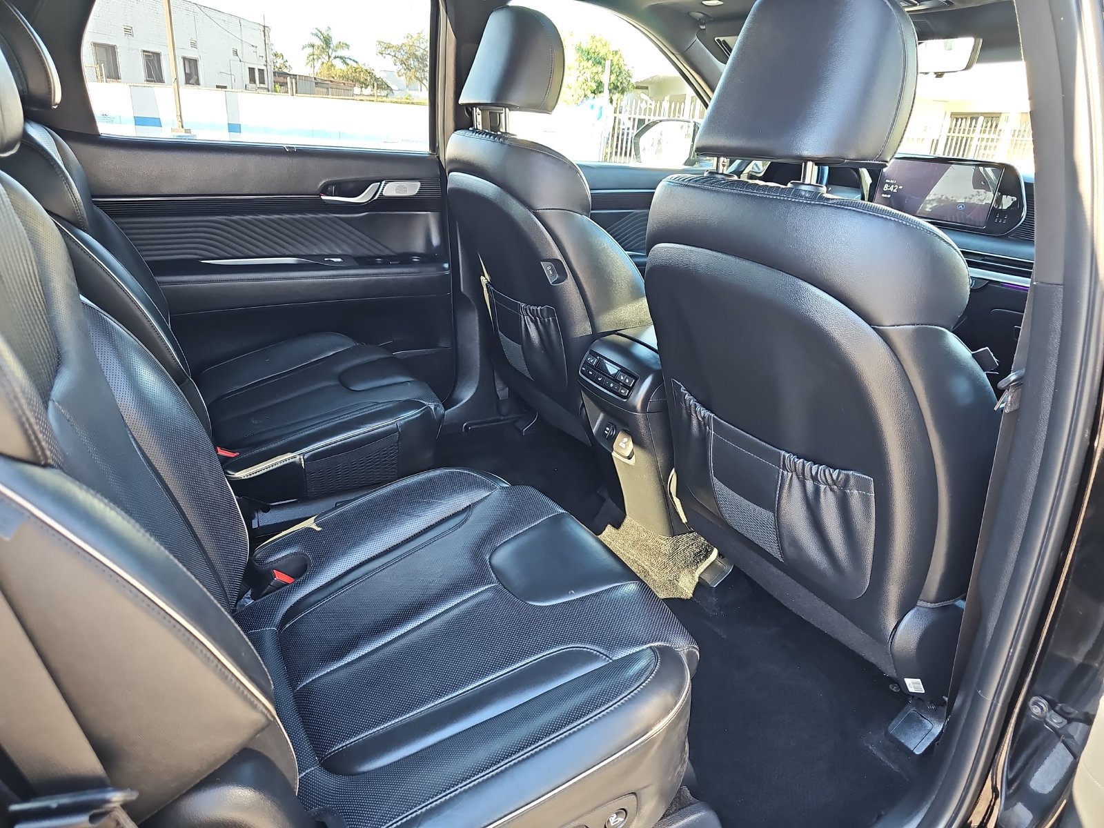Used 2023 Hyundai Palisade Calligraphy FWD image 11