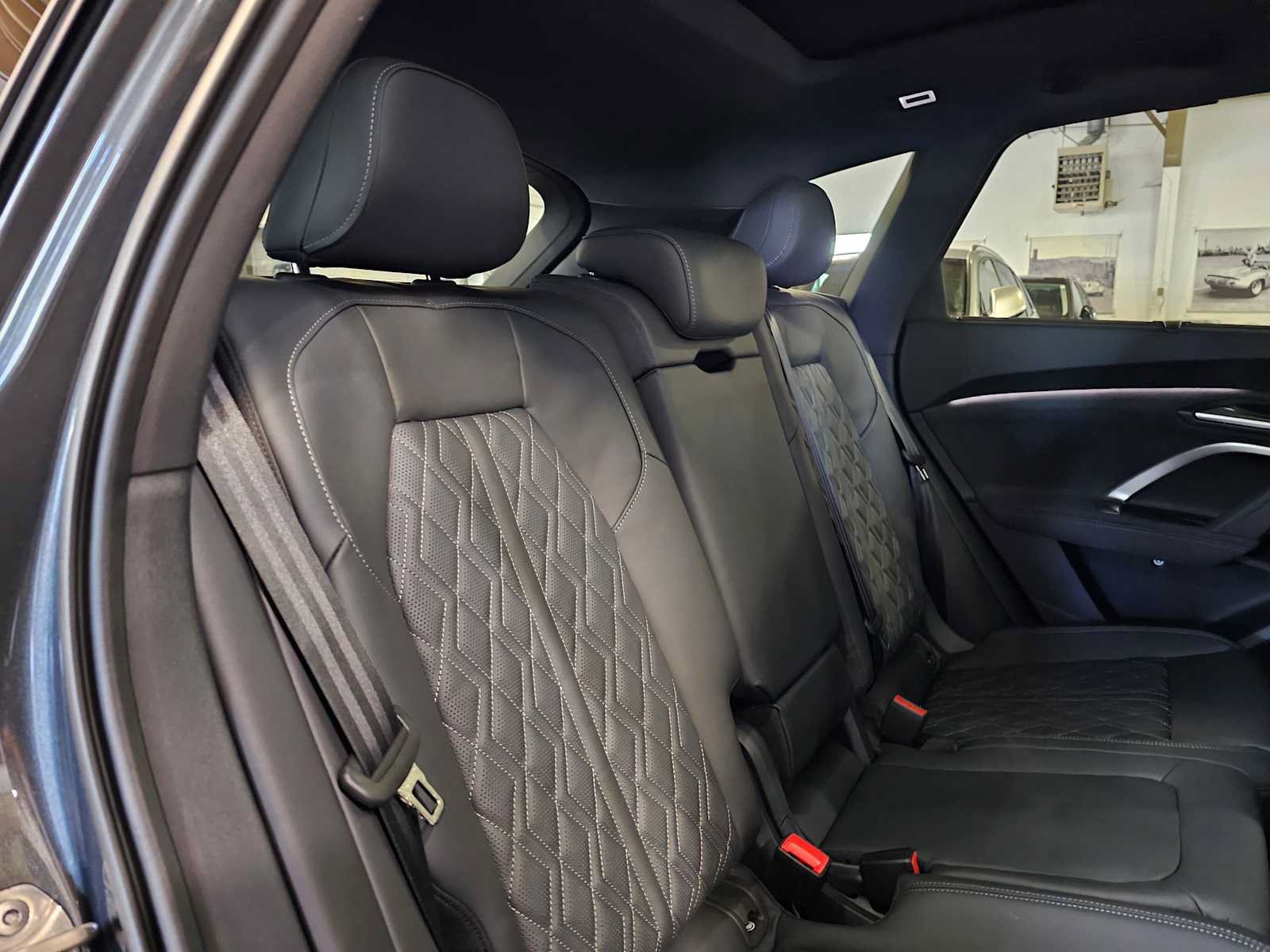 New 2026 Audi SQ5 Prestige AWD/4WD image 13