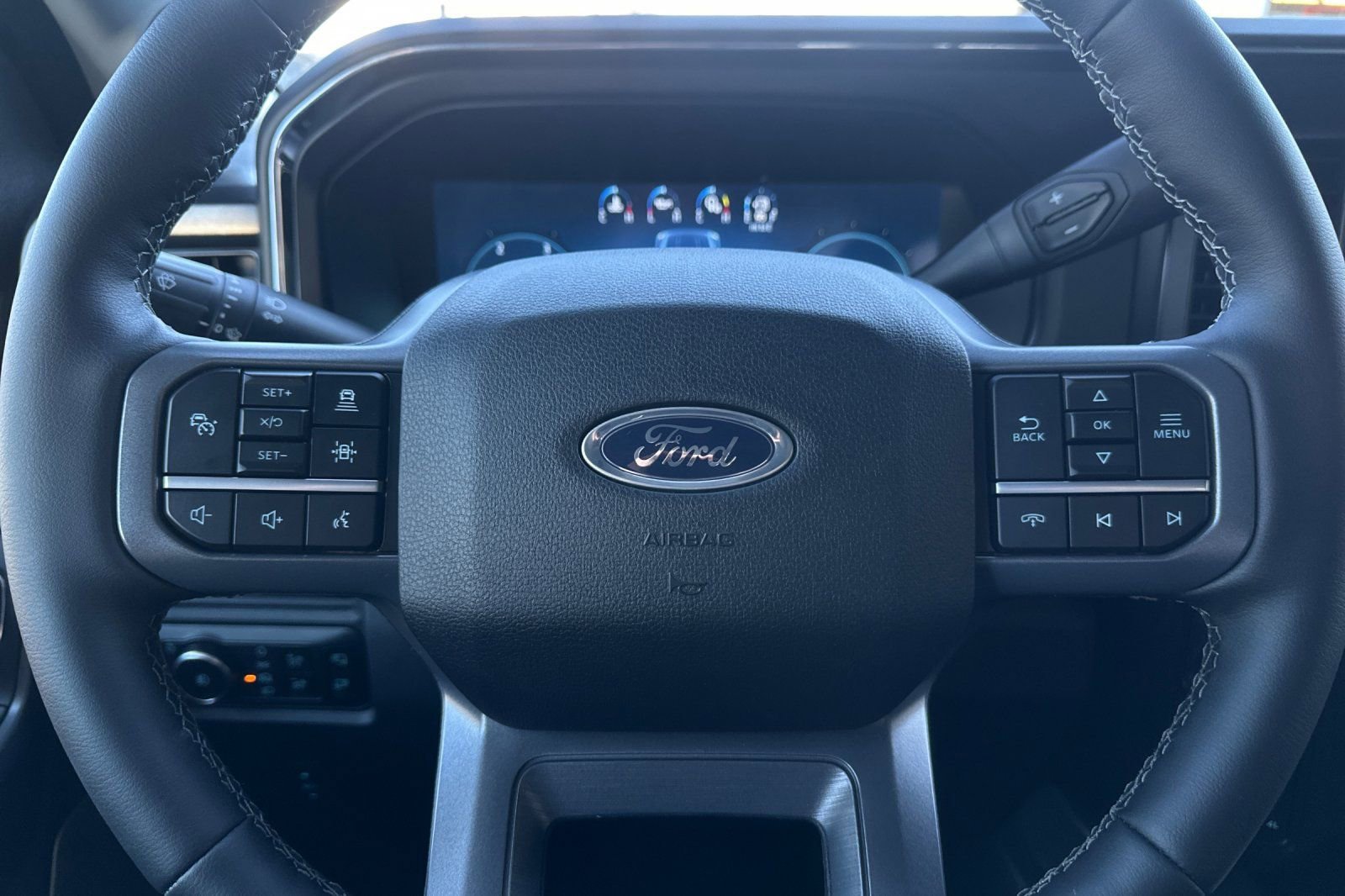 New 2026 Ford F250 Lariat w/ Black Appearance Package image 23