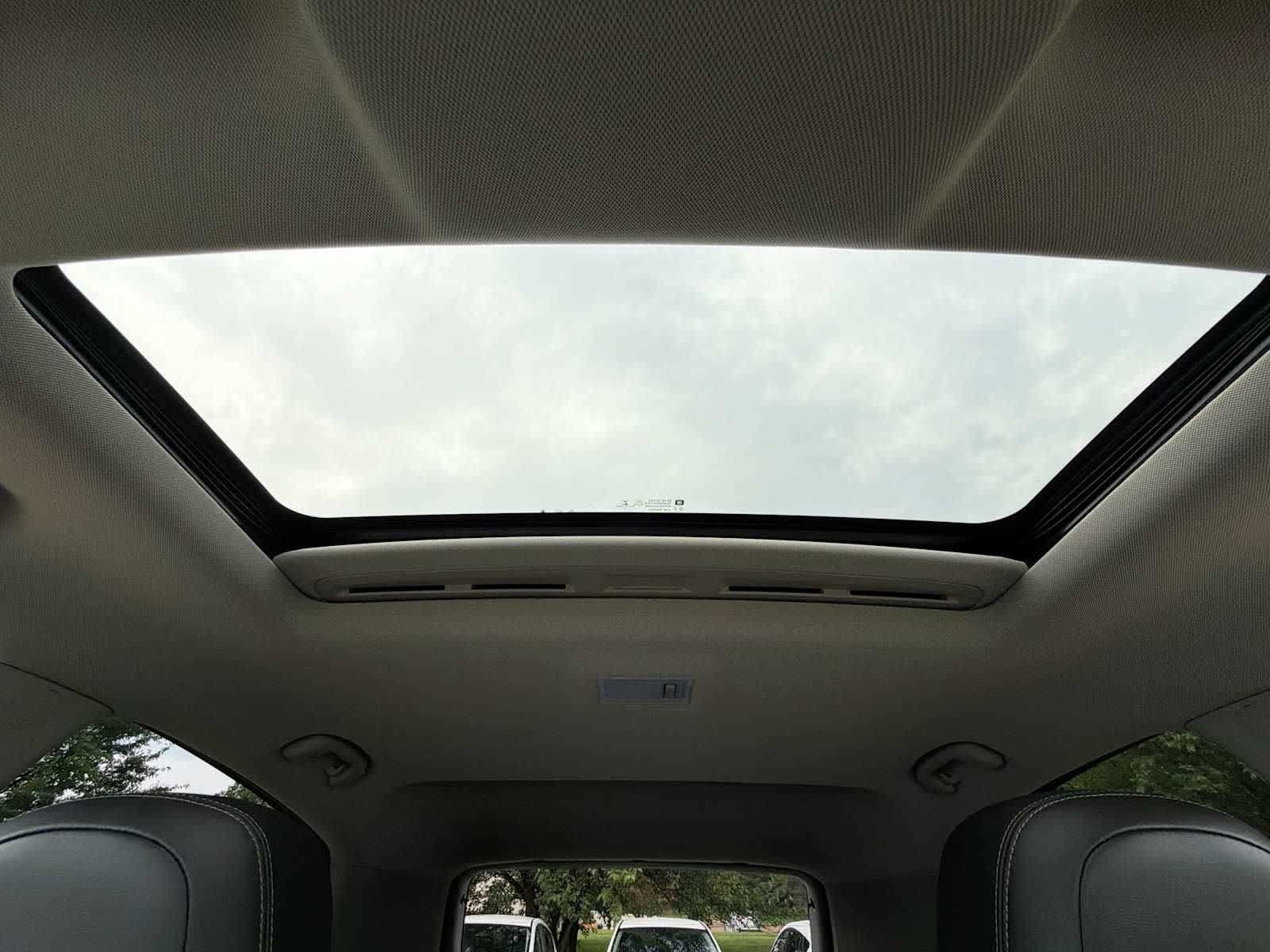 Used 2014 Buick Encore Premium AWD/4WD image 16