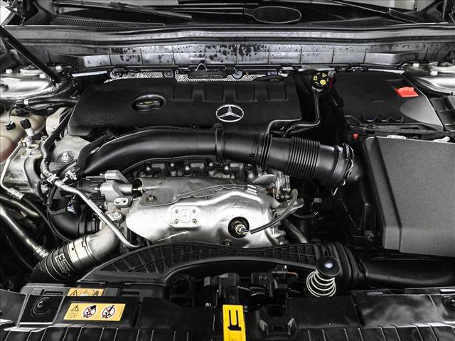 Certified 2023 Mercedes-Benz GLB 250 4MATIC image 25