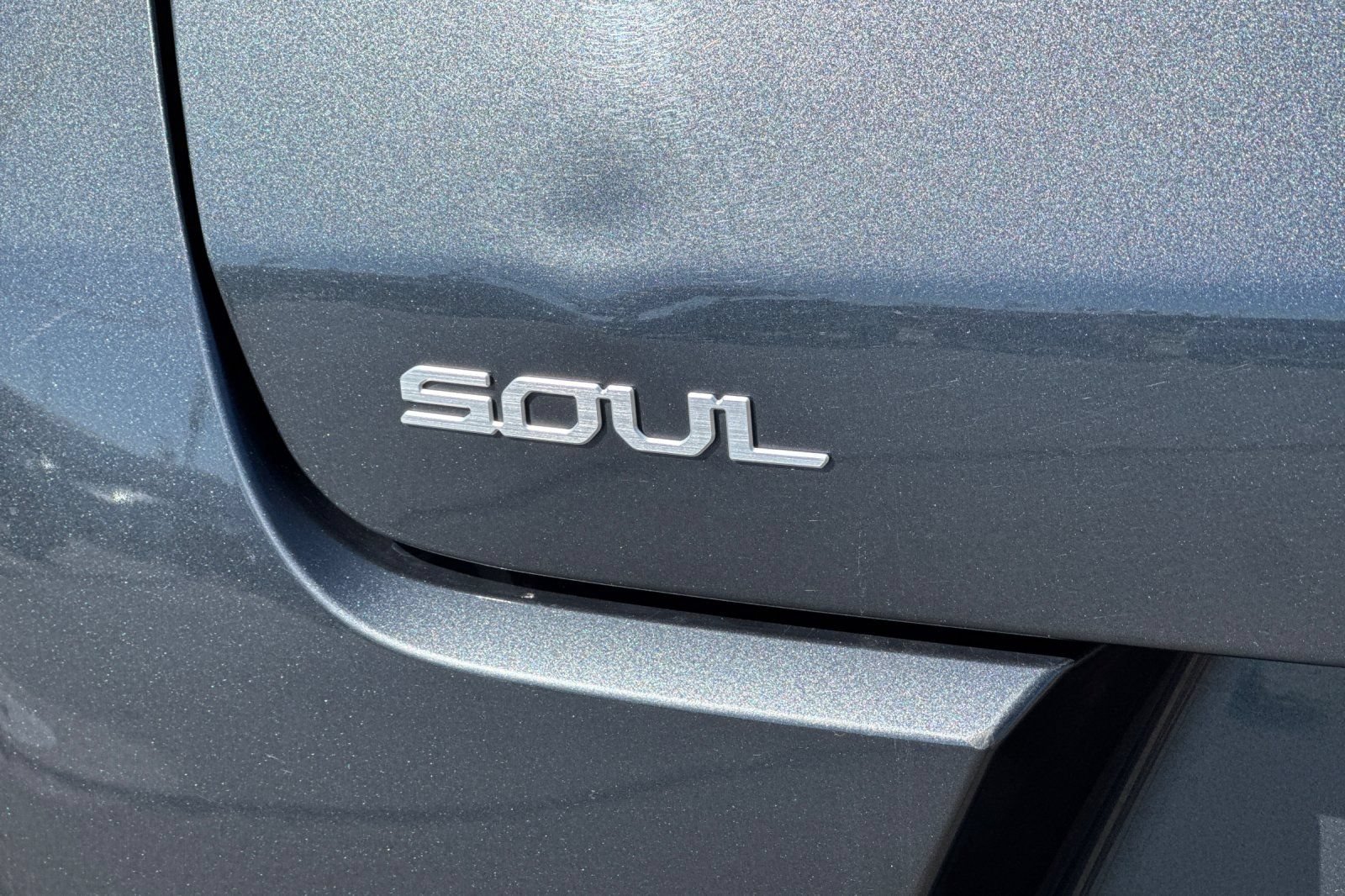 Used 2024 Kia Soul LX w/ Option Group 015 FWD image 31