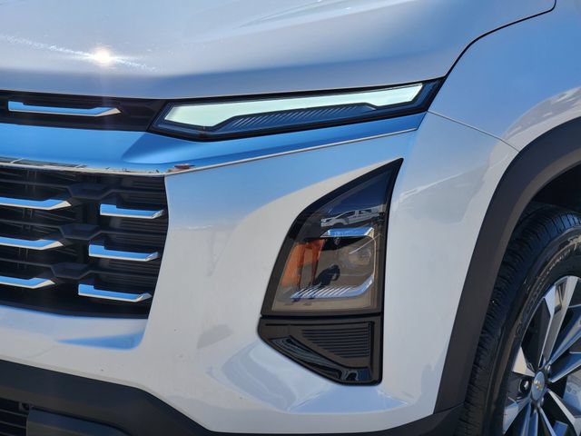 Used 2026 Chevrolet Equinox LT FWD image 16