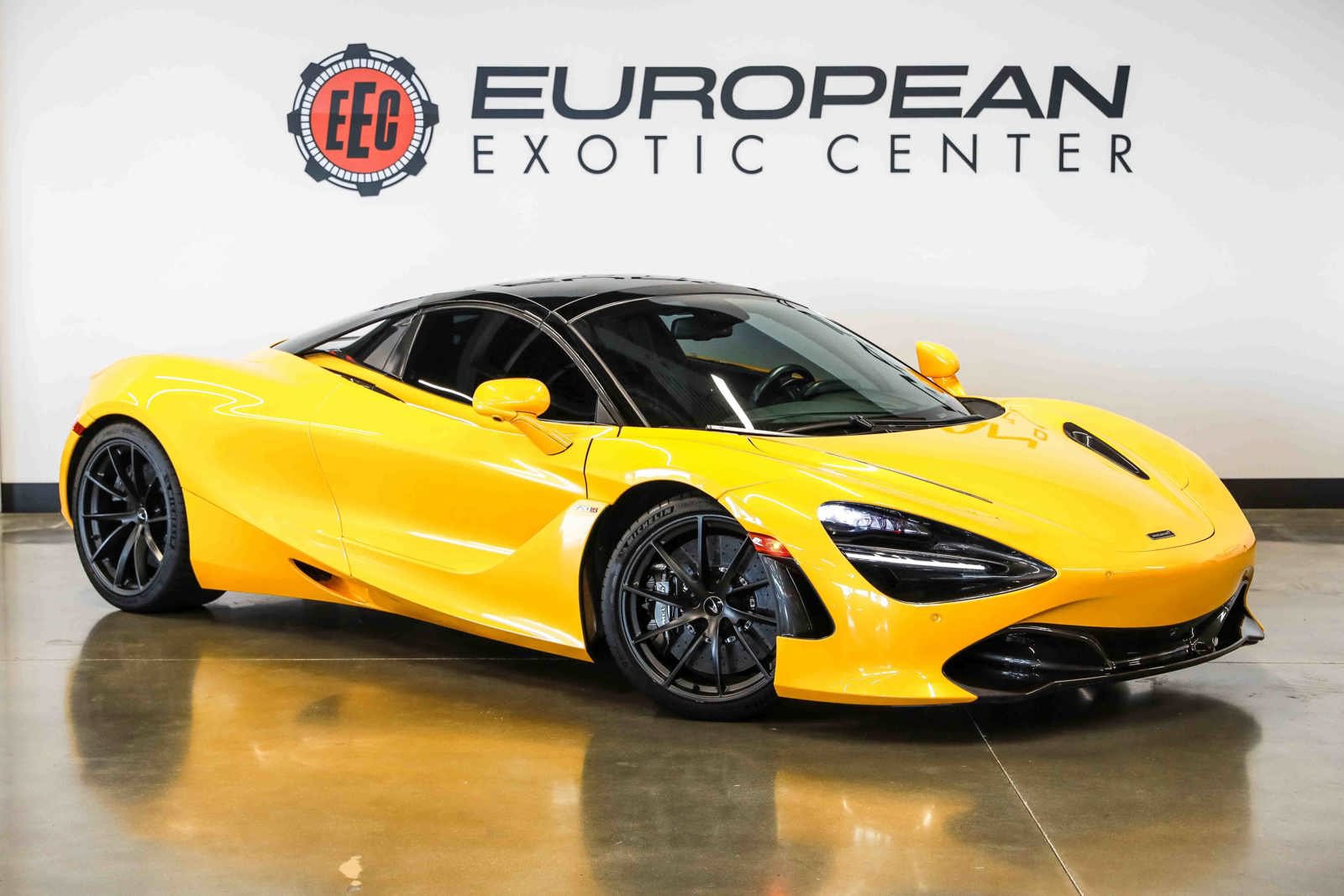 Used 2022 McLaren 720S Performance RWD image 4