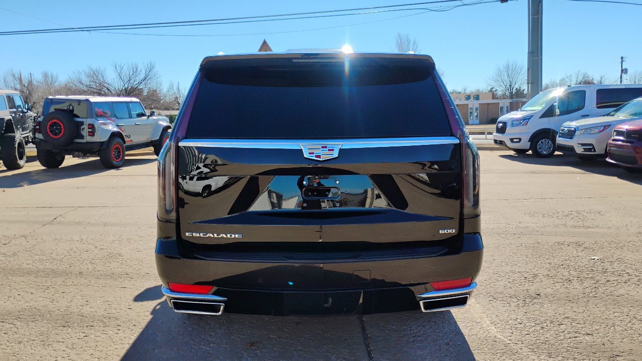 Used 2021 Cadillac Escalade ESV Premium Luxury w/ Driver Assist Tech Package AWD/4WD image 7