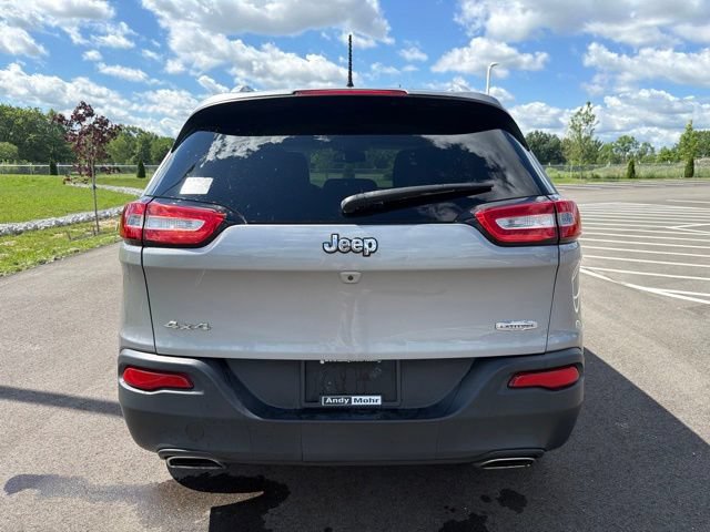 Used 2016 Jeep Cherokee Latitude w/ Comfort/Convenience Group AWD/4WD image 8