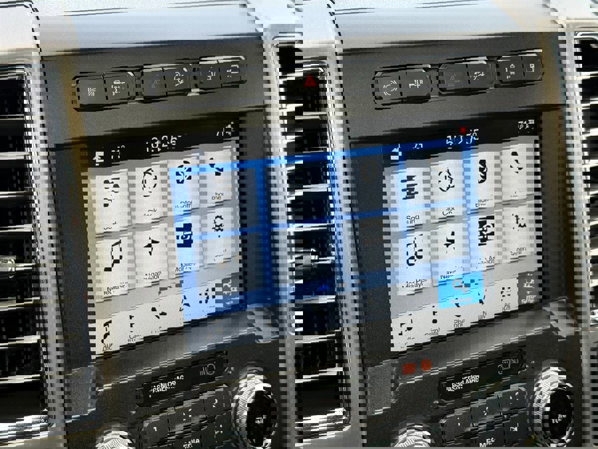 Used 2018 Ford F250 Platinum w/ Platinum Ultimate Package image 28