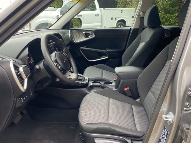 Used 2024 Kia Soul LX w/ Option Group 015 image 11