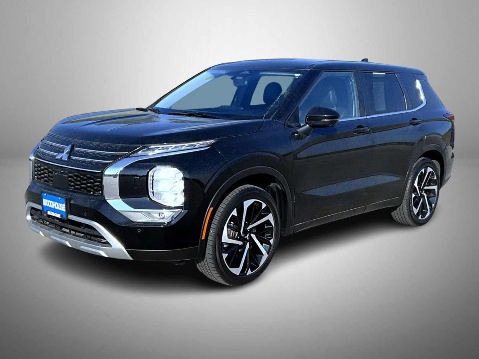 Used 2022 Mitsubishi Outlander SE image 1