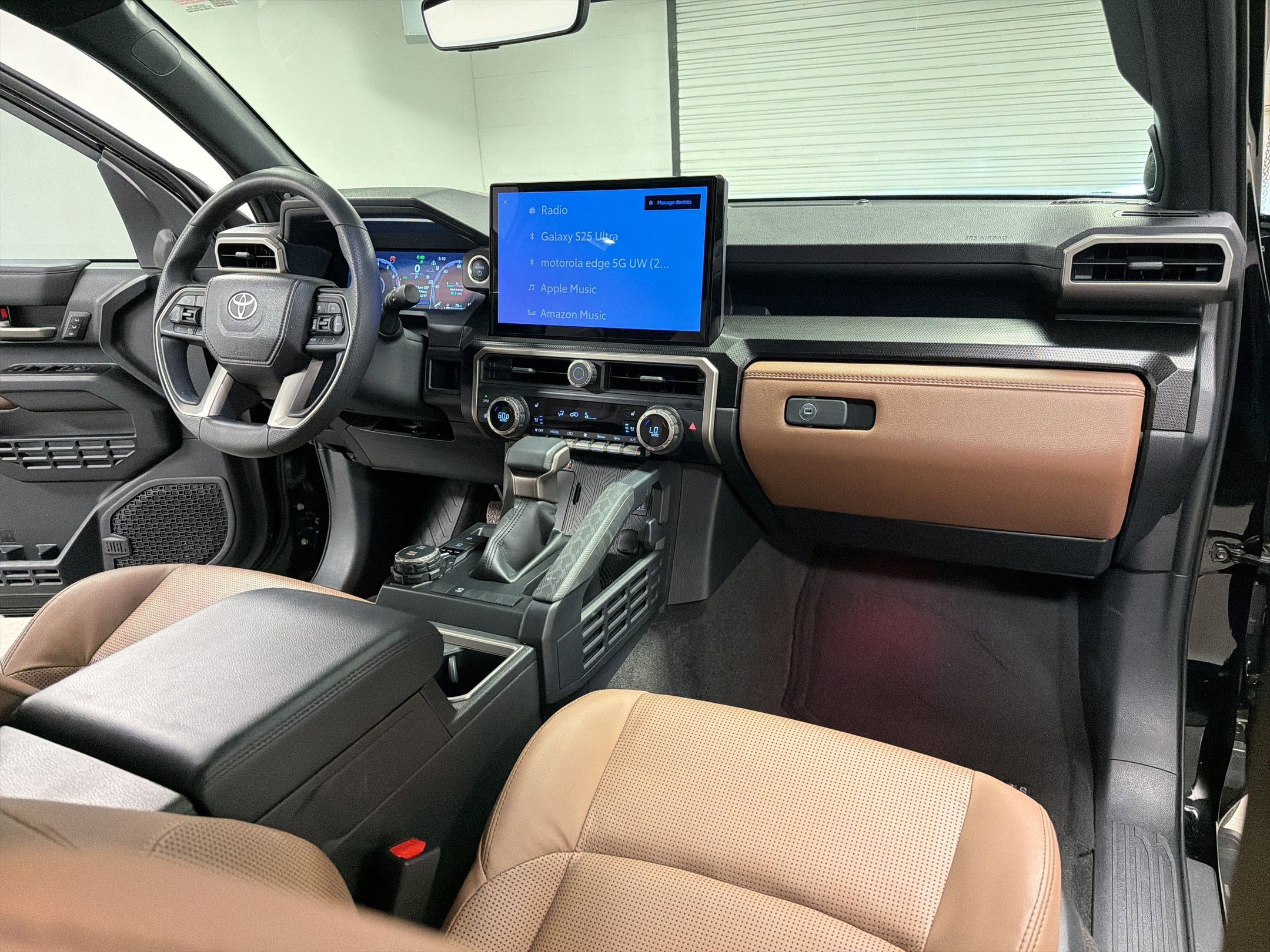 Used 2025 Toyota 4Runner Limited image 29