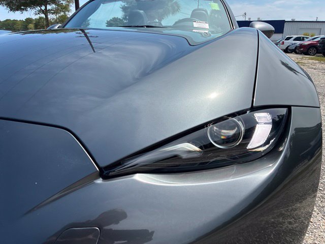 Used 2024 MAZDA MX-5 Miata Grand Touring w/ Weather Package RWD image 10