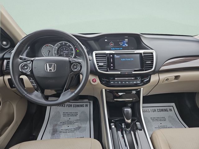 Certified 2017 Honda Accord EX-L image 19