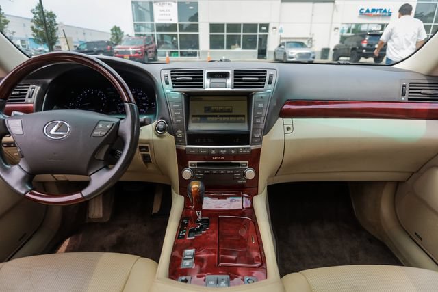 Used 2010 Lexus LS 460 RWD image 29