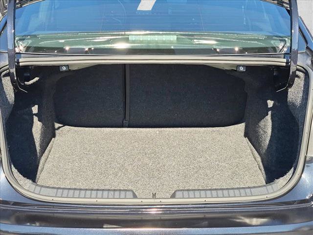 Used 2025 Volkswagen Jetta Sport FWD image 6