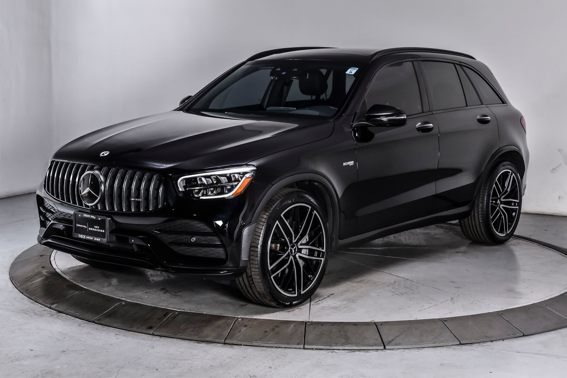 Used 2021 Mercedes-Benz GLC 43 AMG 4MATIC image 2