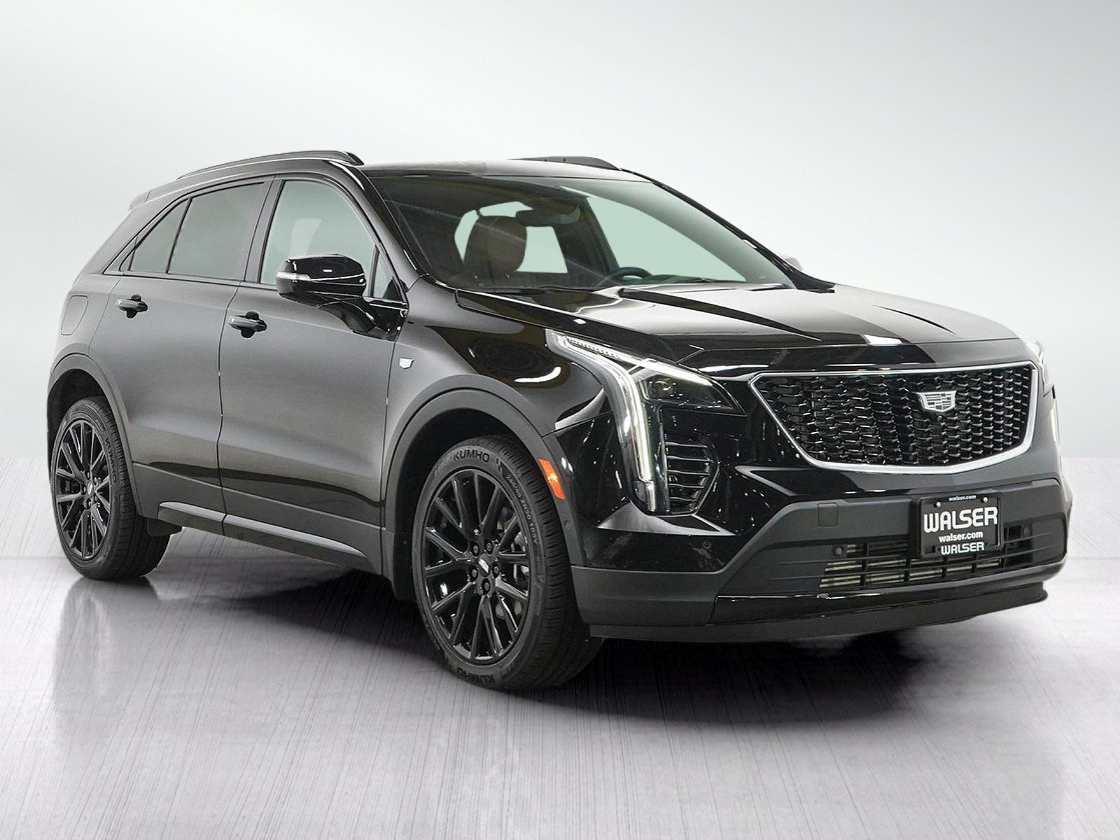 Used 2022 Cadillac XT4 Sport w/ LPO, Onyx Lite Package AWD/4WD image 7