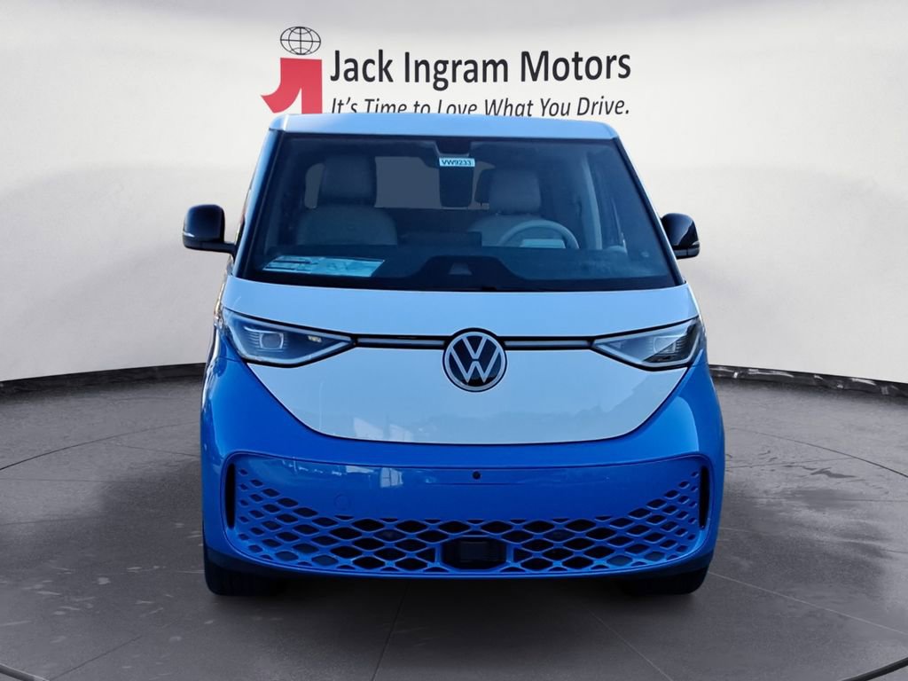 New 2025 Volkswagen ID. Buzz Pro S Plus RWD image 8