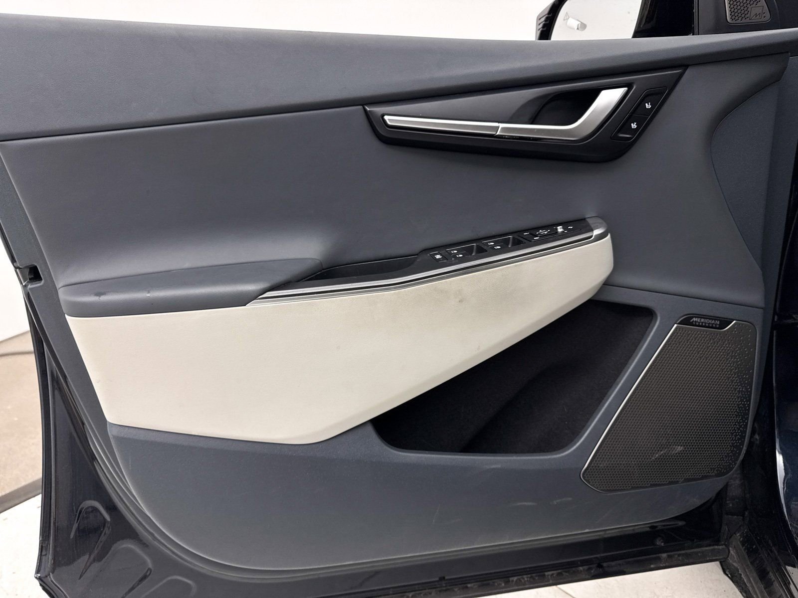 Used 2022 Kia EV6 Wind image 29