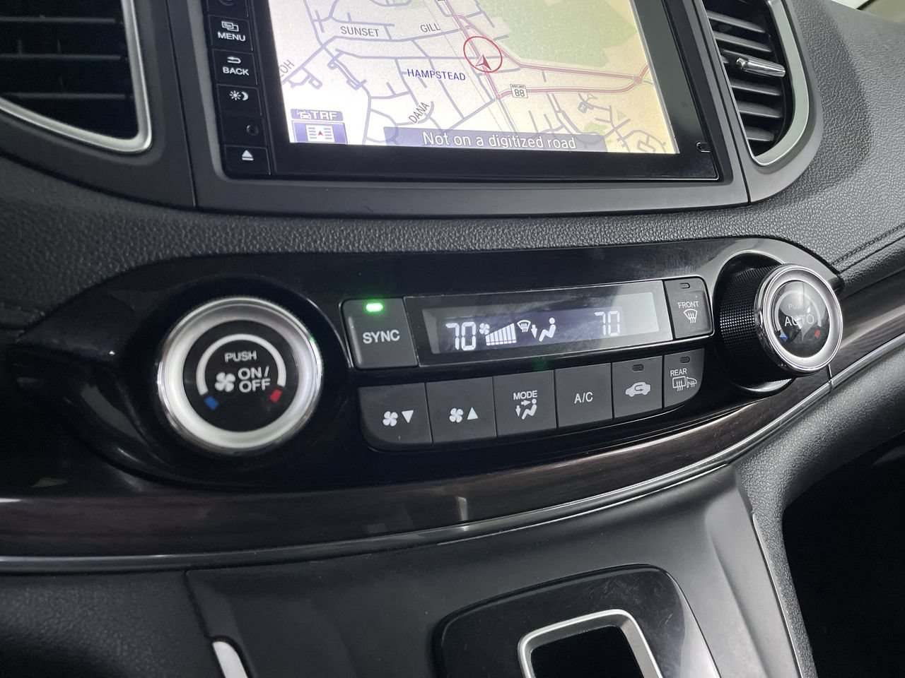 Used 2016 Honda CR-V Touring image 18