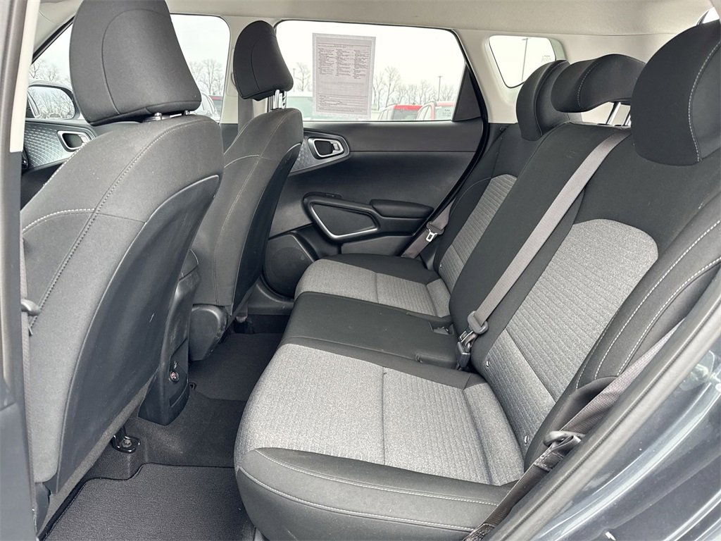 Used 2022 Kia Soul S image 23