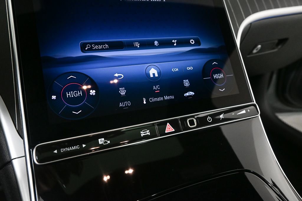 Certified 2025 Mercedes-Benz C 300 Sedan image 14