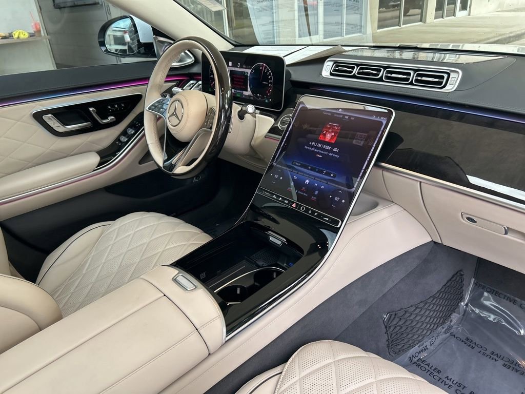 Used 2024 Mercedes-Benz S 580e 4MATIC Sedan w/ AMG Line image 24