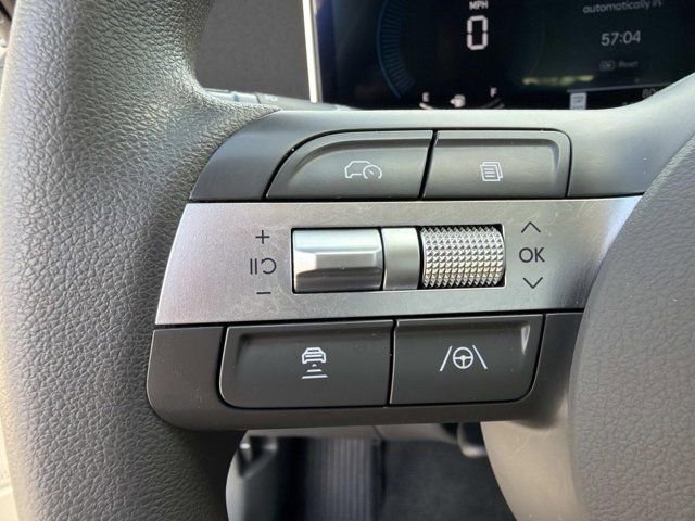 Used 2025 Hyundai Sonata SEL FWD image 25
