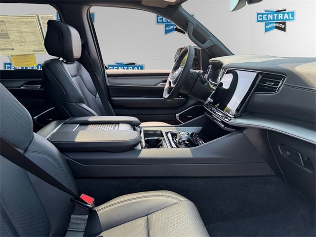 New 2025 Jeep Wagoneer Series II w/ Premium Group I image 15
