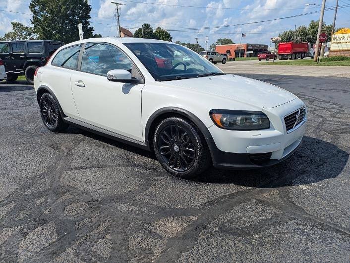 Used 2009 Volvo C30 FWD image 5