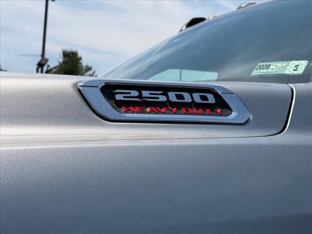 Used 2021 RAM 2500 Big Horn AWD/4WD image 9