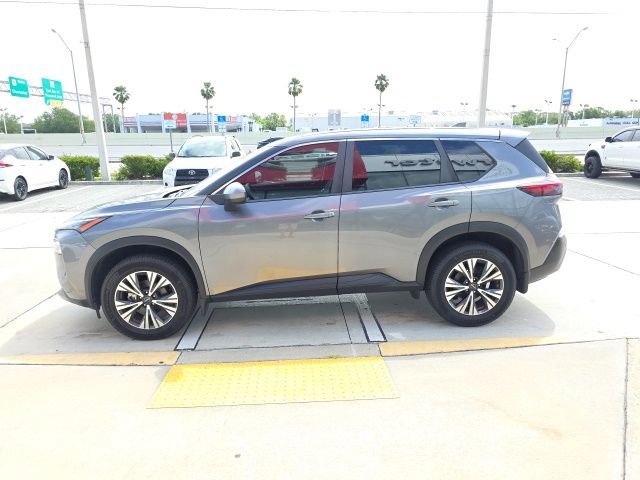 Used 2023 Nissan Rogue SV image 7