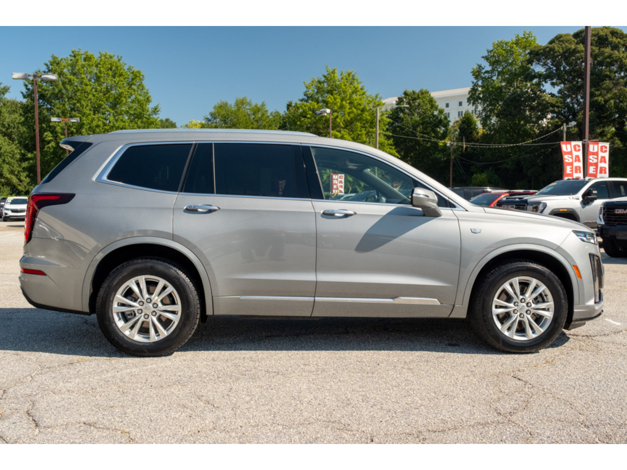 Used 2023 Cadillac XT6 Luxury FWD image 9
