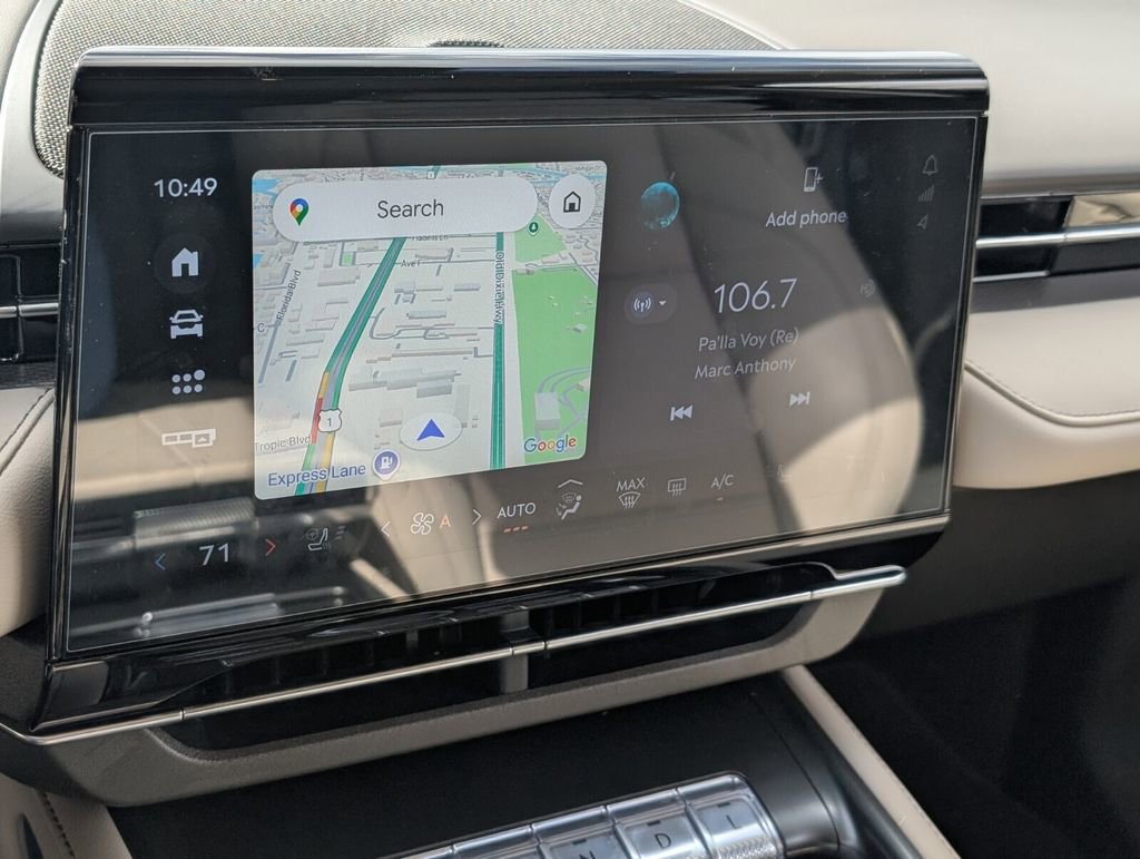 Certified 2025 Lincoln Nautilus Premier image 19