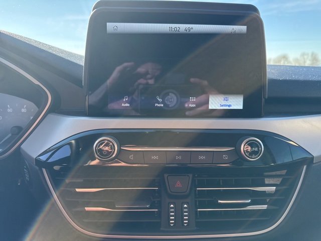 Used 2020 Ford Escape SE image 28