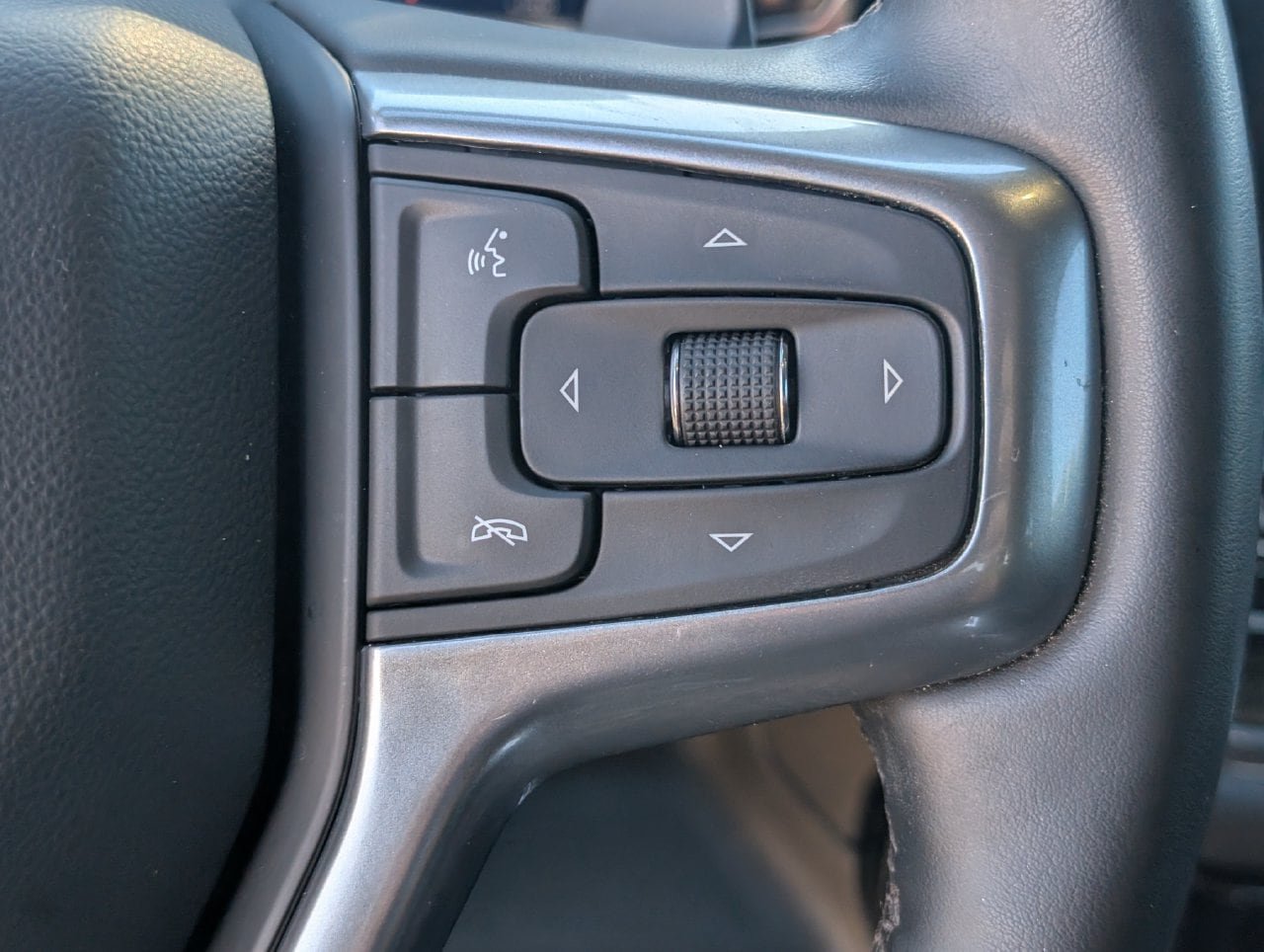 Used 2024 Chevrolet Silverado 1500 RST AWD/4WD image 21