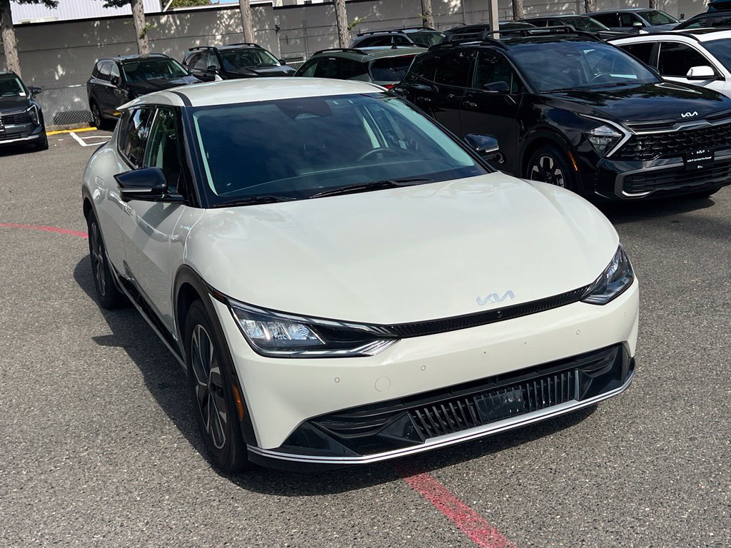 Certified 2023 Kia EV6 Wind w/ Wind Technology Package AWD/4WD image 3