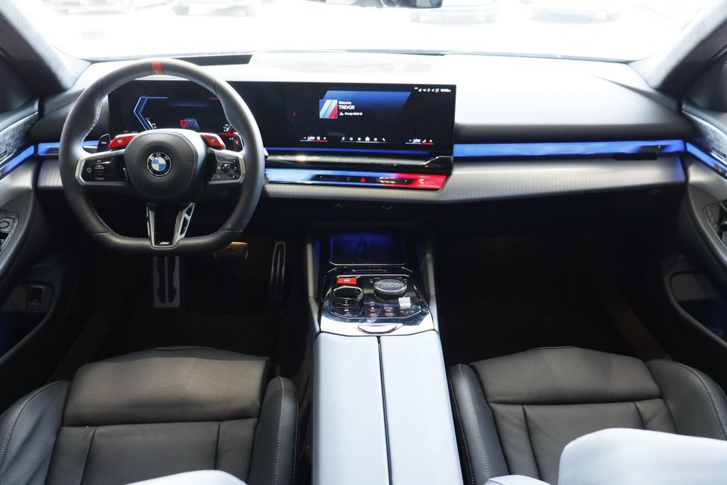 Used 2026 BMW M5 Touring AWD/4WD image 27