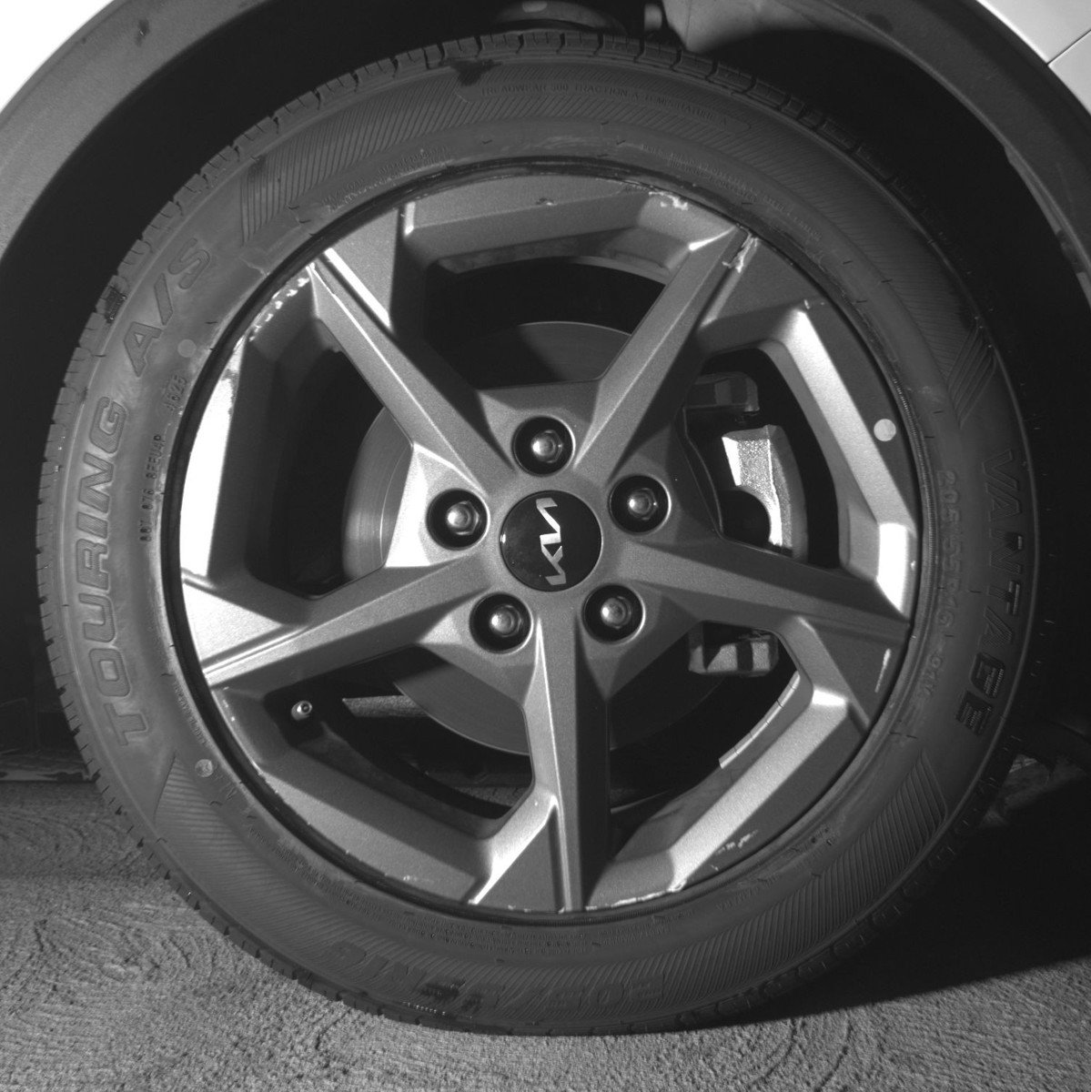 Used 2025 Kia K4 LXS image 13