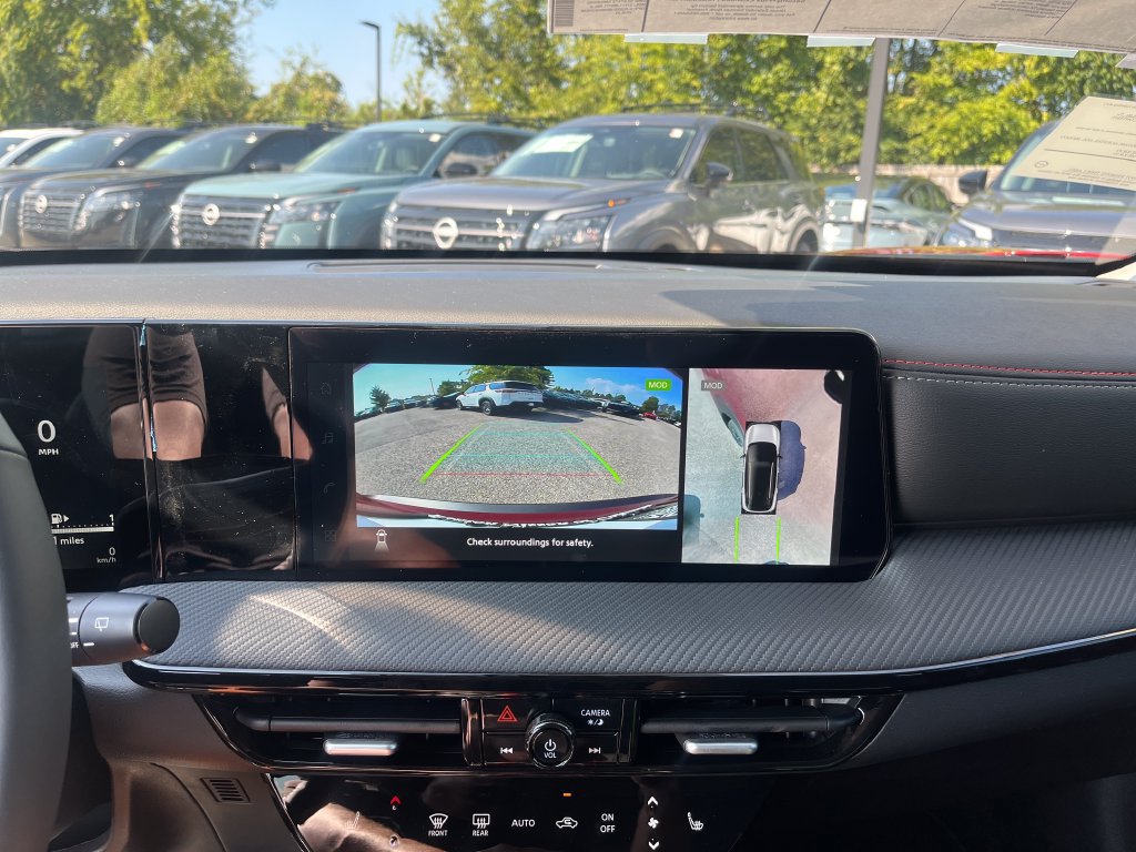 New 2027 Nissan Kicks SR w/ SR Premium Package FWD image 21