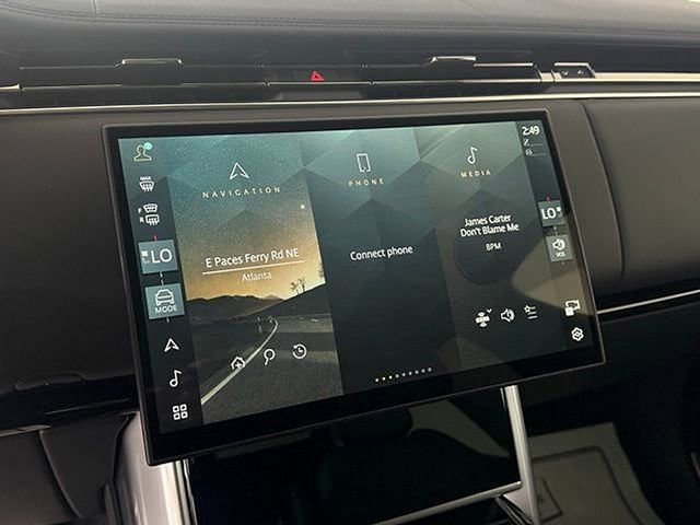 New 2025 Land Rover Range Rover SE image 33