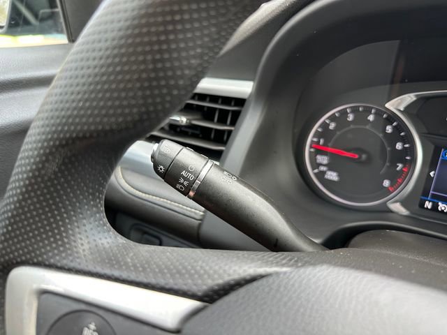 Used 2021 GMC Acadia SLE w/ Driver Convenience Package image 25