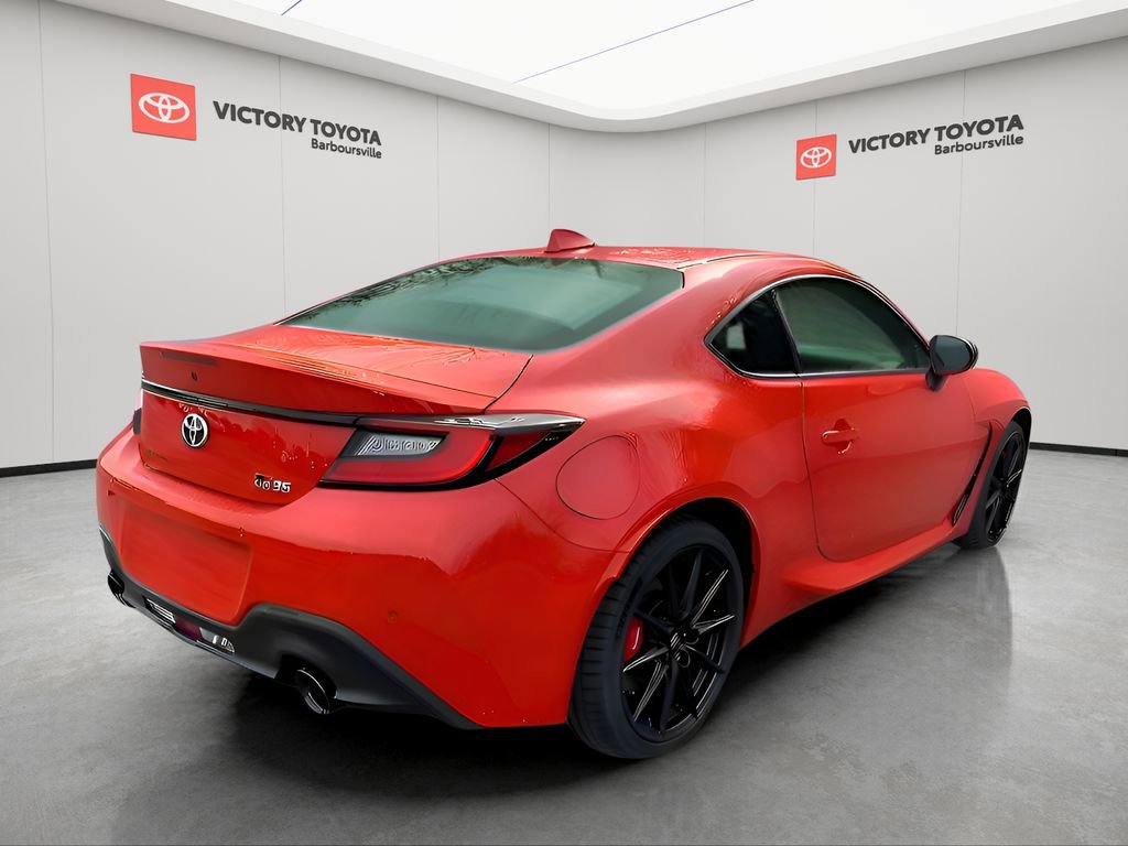 New 2025 Toyota GR86 image 3