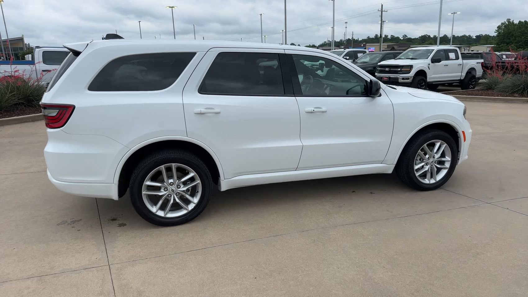 Used 2026 Dodge Durango GT AWD/4WD image 9