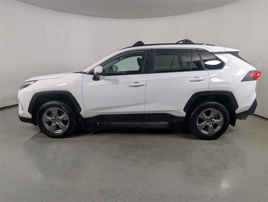 Used 2024 Toyota RAV4 XLE image 4