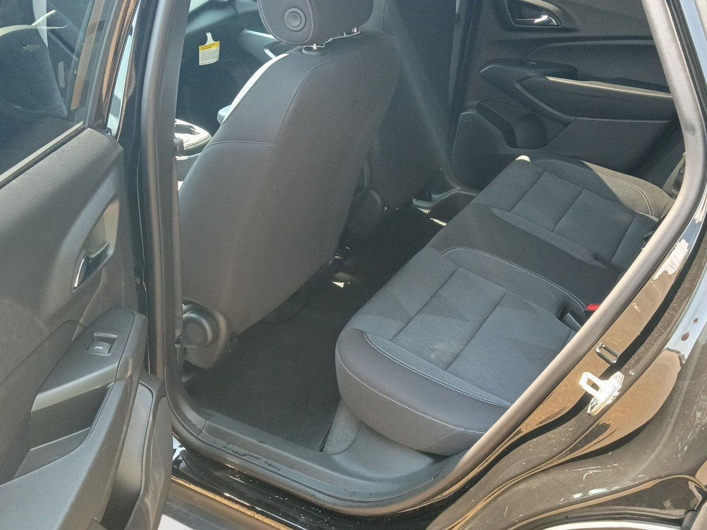 Used 2026 Chevrolet Trax LS w/ Driver Confidence Package FWD image 26