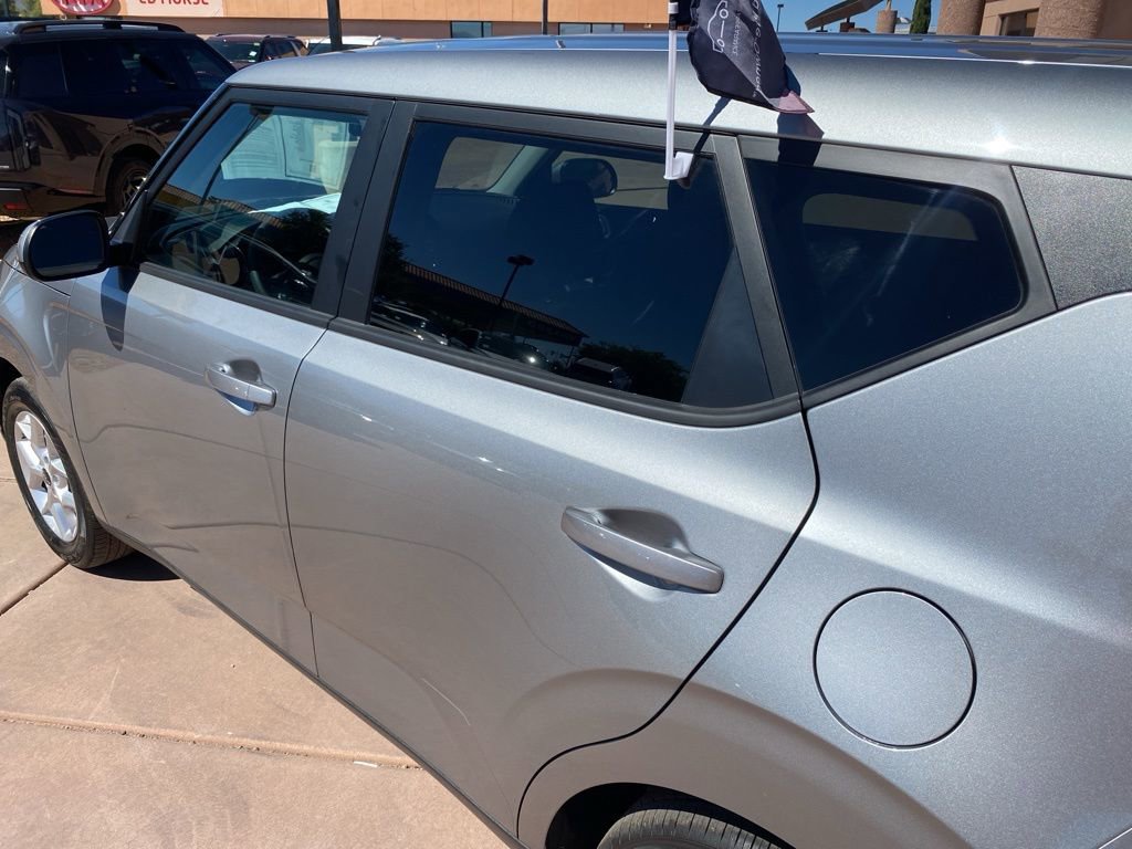 Certified 2025 Kia Soul LX image 12