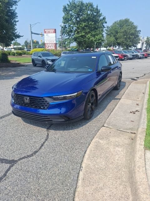 Used 2023 Honda Accord Sport image 3