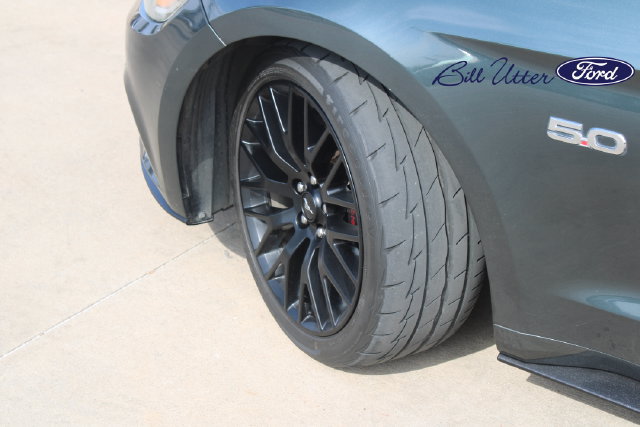 Used 2015 Ford Mustang GT Premium w/ Equipment Group 401A RWD image 9