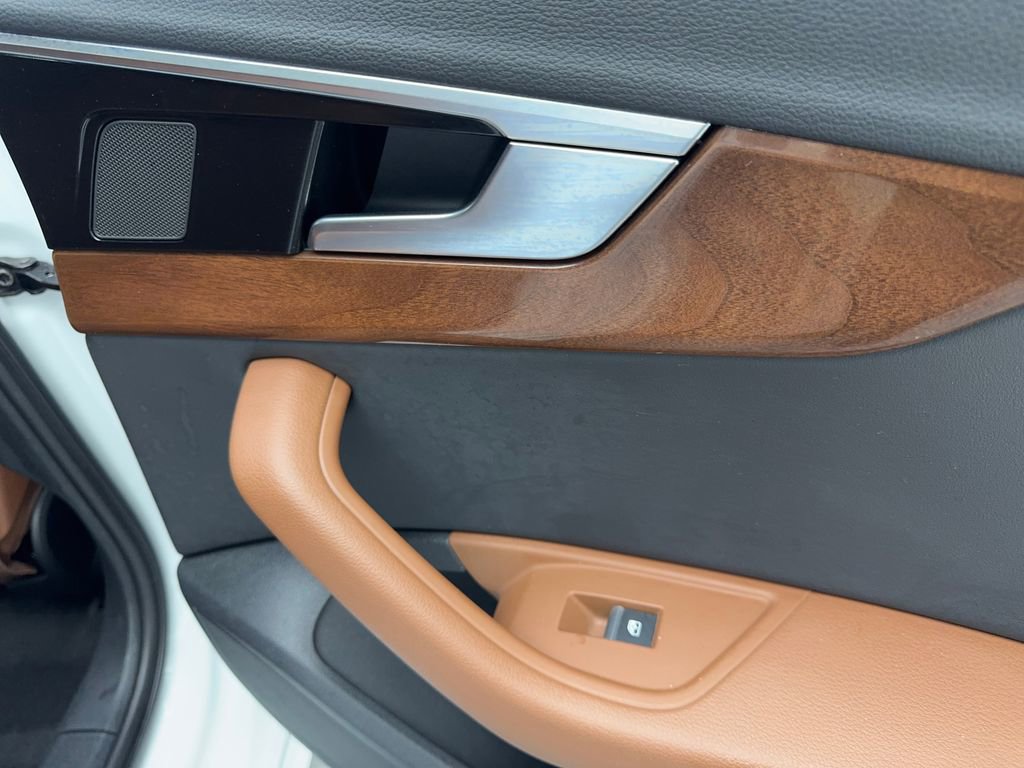 Used 2023 Audi A4 2.0T Premium w/ Convenience Package image 44